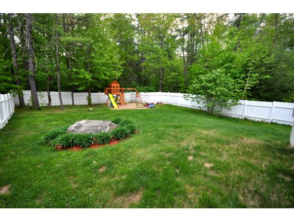 658 Bedford Road New Boston, NH 03070 - Photo 3 of 30 Gallery Image 3