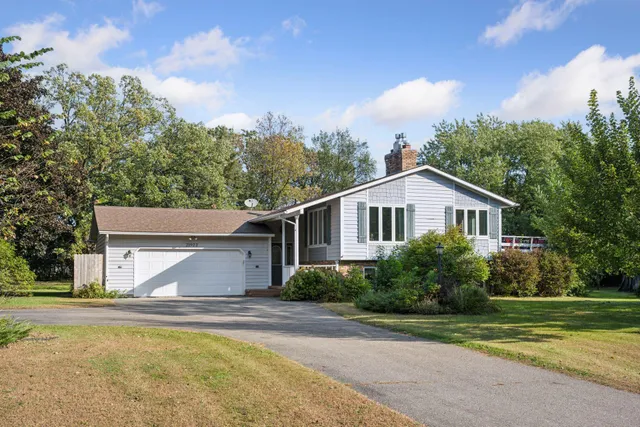 $323,000 | 21922 Oak Heights Circle, Cold Spring, MN 56320