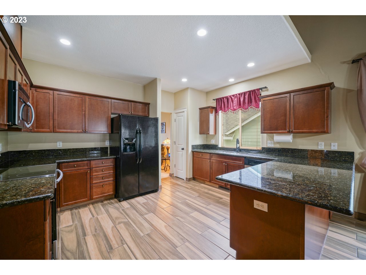 953 Salamander Road Southeast Jefferson, OR 97352 - Photo 16 of 31 Gallery Image 16