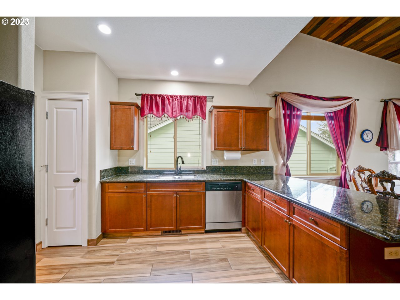 953 Salamander Road Southeast Jefferson, OR 97352 - Photo 17 of 31 Gallery Image 17