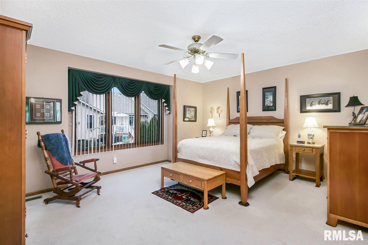 3400 Maplecrest Road Bettendorf, IA 52722 - Photo 15 of 28 Gallery Image 15