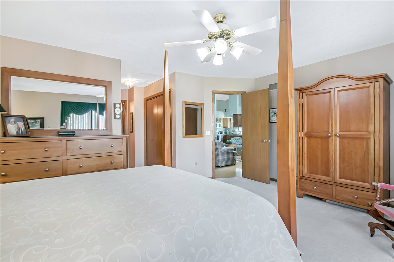 3400 Maplecrest Road Bettendorf, IA 52722 - Photo 16 of 28 Gallery Image 16