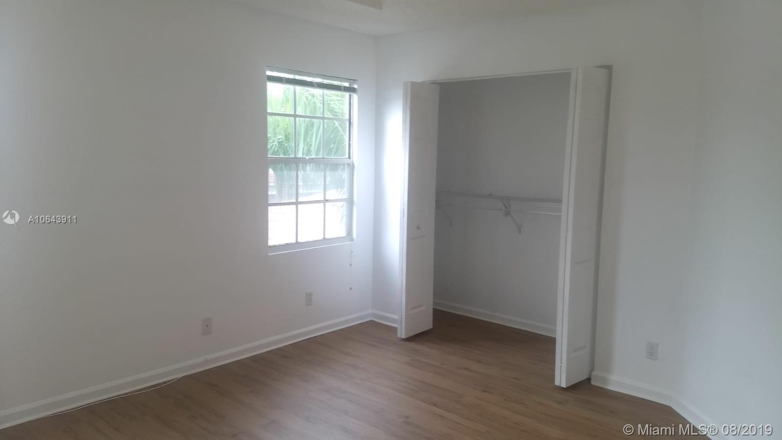 10221 Vía Hibiscus, Unit 2 Boca Raton, FL 33428 - Photo 21 of 36 Gallery Image 21