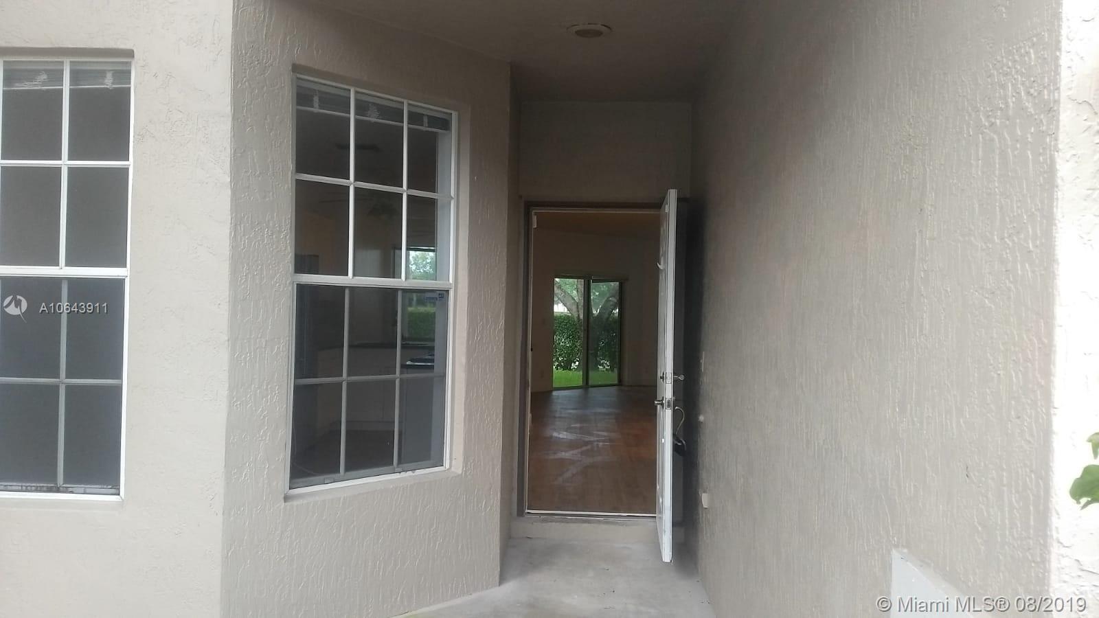 10221 Vía Hibiscus, Unit 2 Boca Raton, FL 33428 - Photo 23 of 36 Gallery Image 23