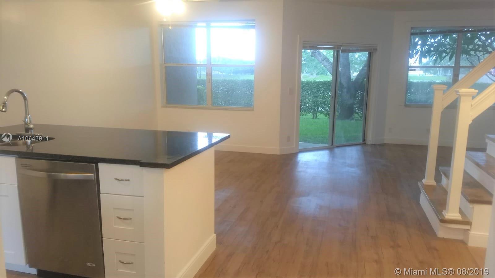10221 Vía Hibiscus, Unit 2 Boca Raton, FL 33428 - Photo 25 of 36 Gallery Image 25