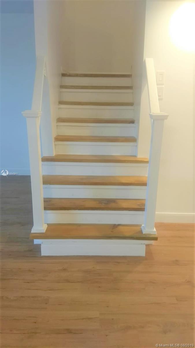 10221 Vía Hibiscus, Unit 2 Boca Raton, FL 33428 - Photo 32 of 36 Gallery Image 32