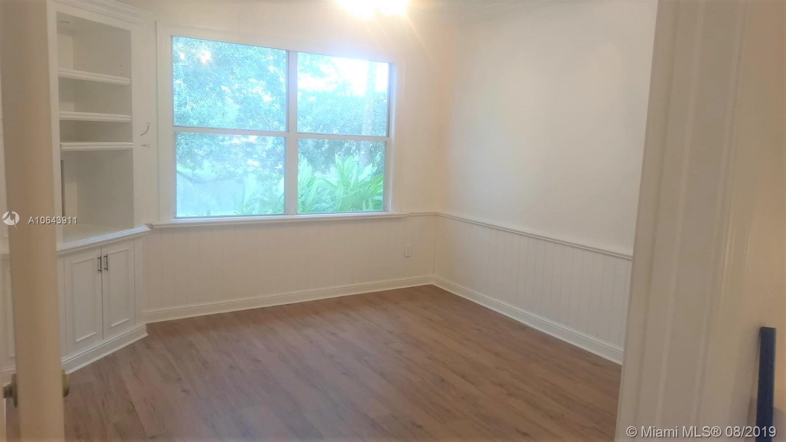 10221 Vía Hibiscus, Unit 2 Boca Raton, FL 33428 - Photo 34 of 36 Gallery Image 34
