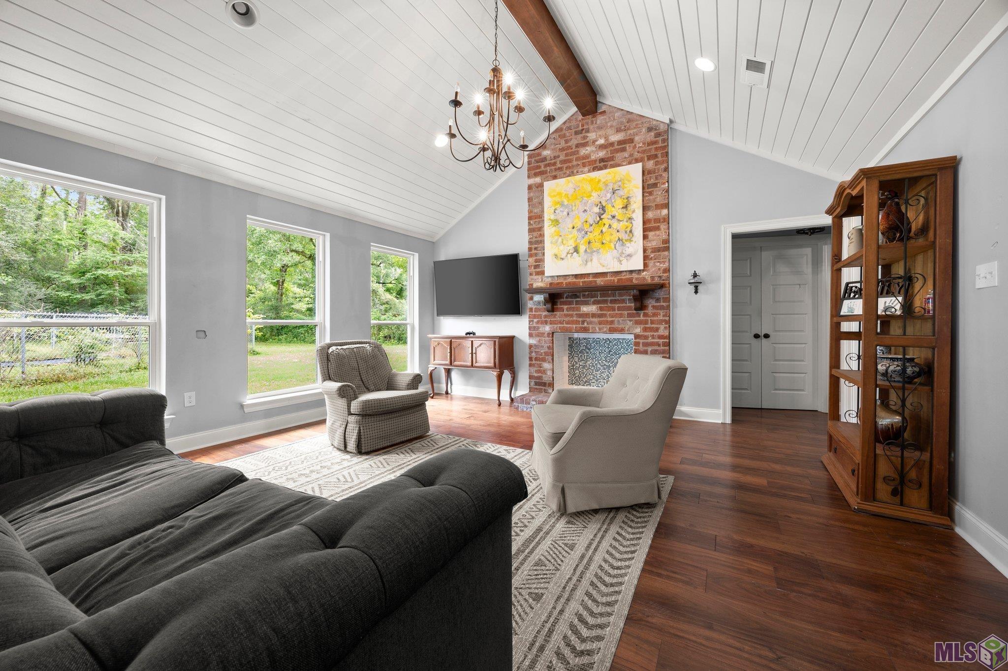 7706 Pine Bluff Road Denham Springs, LA 70726 - Photo 5 of 14 Gallery Image 5
