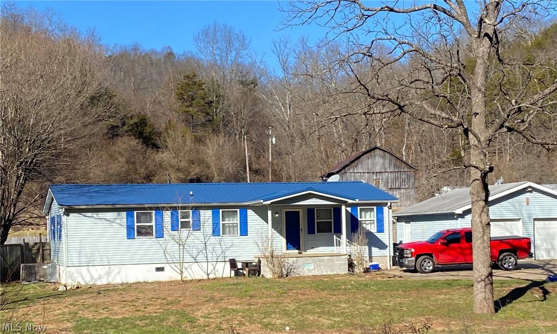 1009 Ghost Hollow Road Given, WV 25245 - Photo 3 of 27