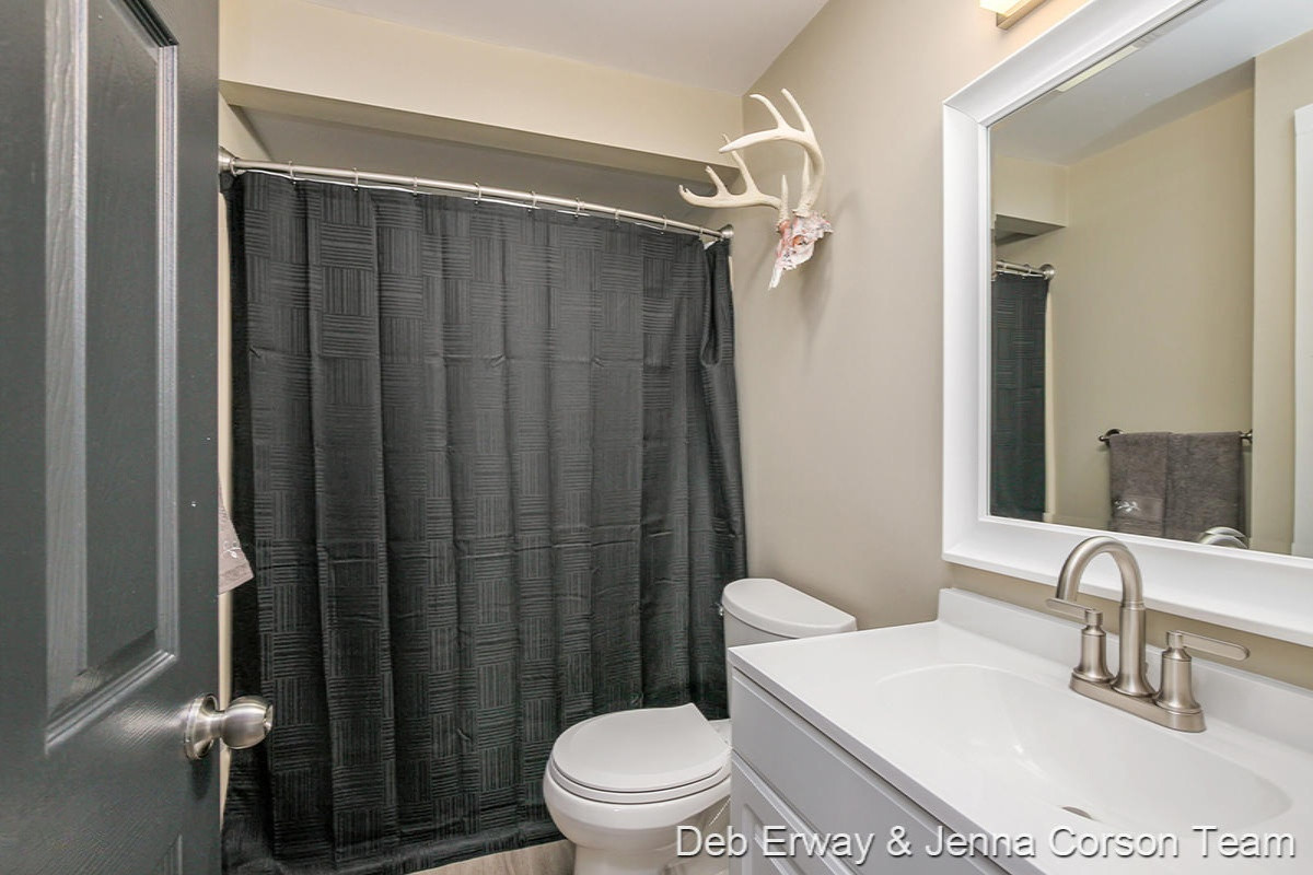 180 Powell Road Hastings, MI 49058 - Photo 16 of 27 IMG_1014