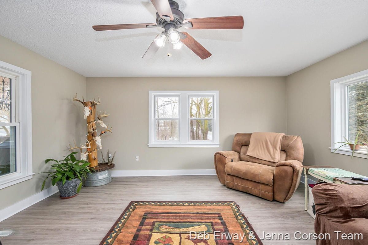 180 Powell Road Hastings, MI 49058 - Photo 6 of 27 IMG_1004