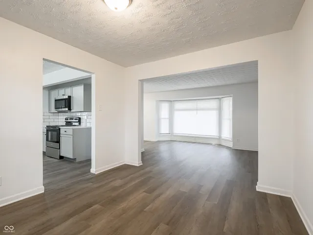 $339,900 | 2991 North Fleming Circle, Shelbyville, IN 46176