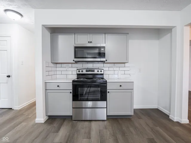 $339,900 | 2991 North Fleming Circle, Shelbyville, IN 46176