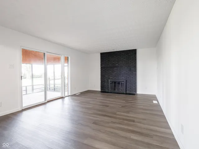 $339,900 | 2991 North Fleming Circle, Shelbyville, IN 46176