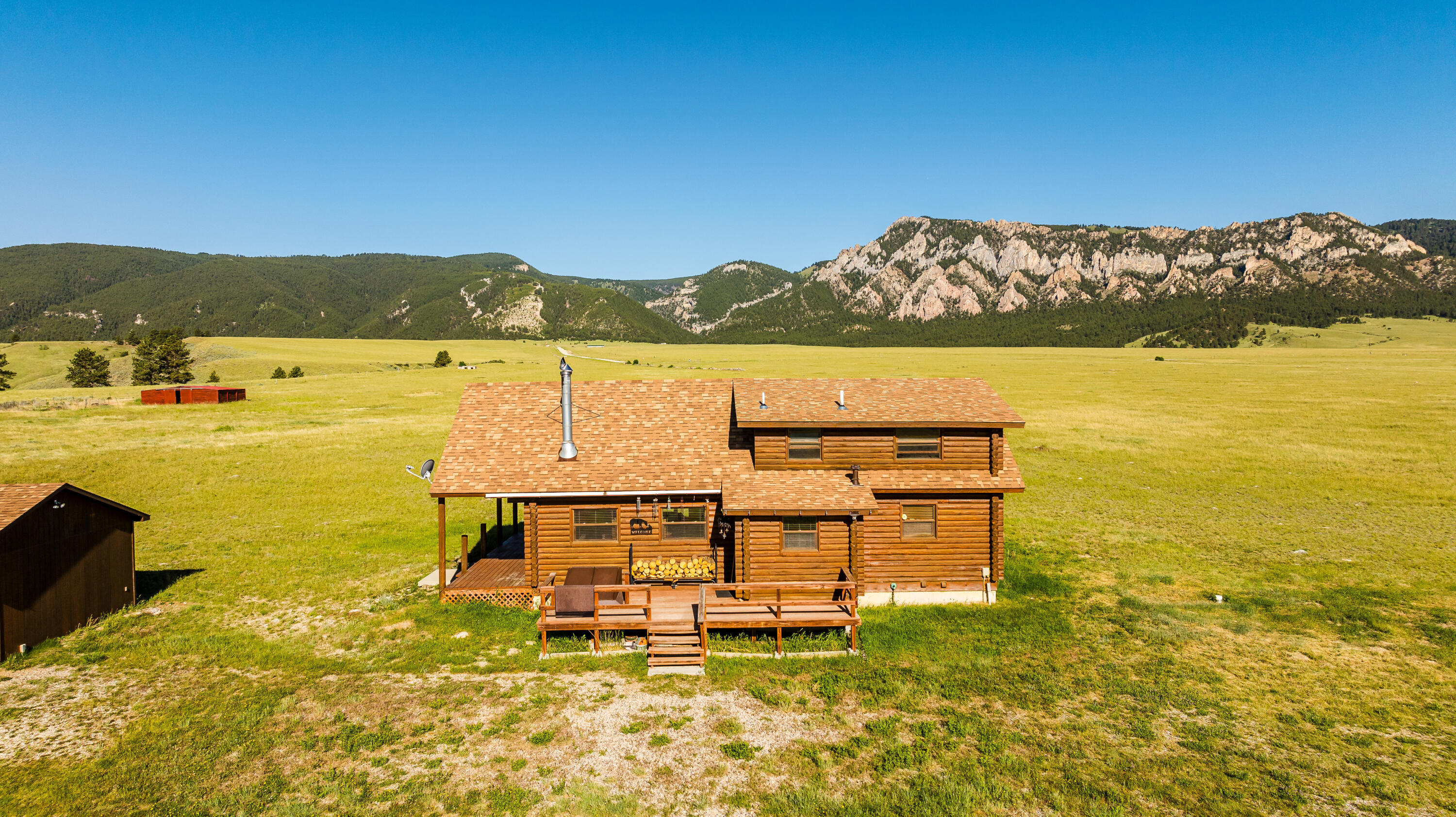 555 Crazy Woman Canyon Road Buffalo, WY 82834 - Photo 21 of 27 012_dji_20240613081051_0124_d_527
