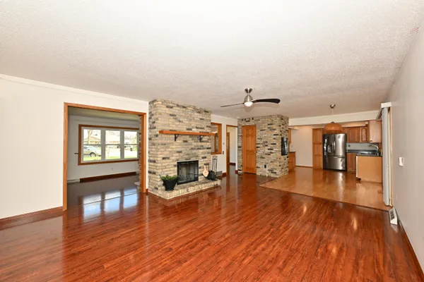 $479,900 | 15225 West Park Terrace, New Berlin, WI 53151