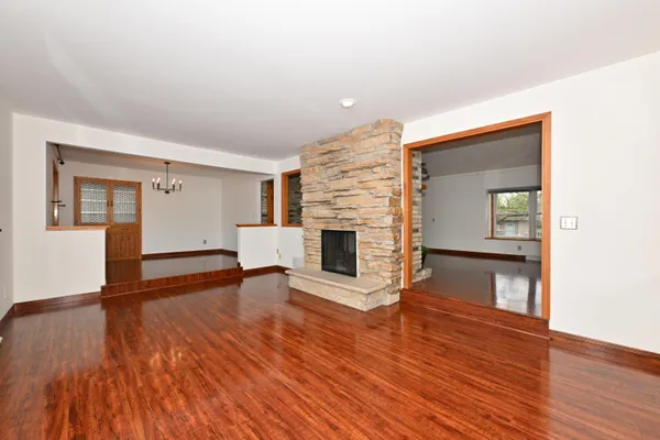 $479,900 | 15225 West Park Terrace, New Berlin, WI 53151