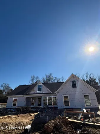 $339,900 | 109 Carolina Circle, Senatobia, MS 38668