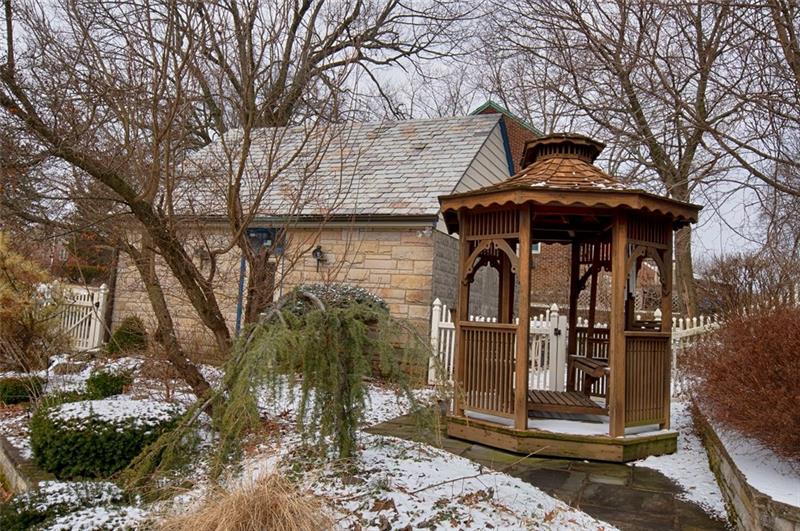 1350 Greentree Road Pittsburgh, PA 15220 - Photo 22 of 25 Gallery Image 22