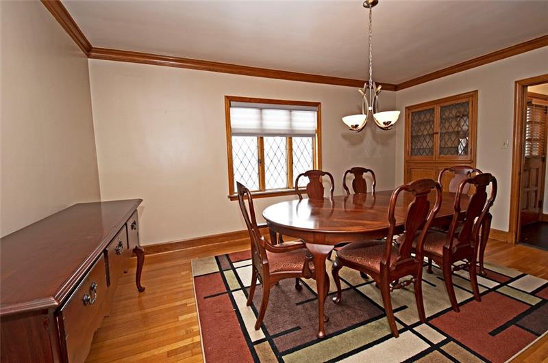 1350 Greentree Road Pittsburgh, PA 15220 - Photo 7 of 25 Gallery Image 7