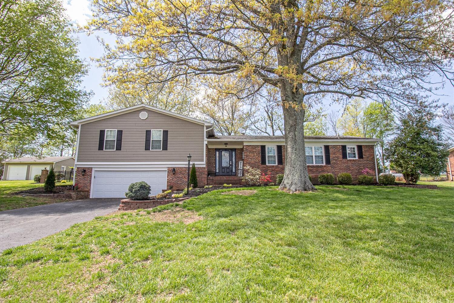 123 Bourbon Acres Road Paris, KY 40361 - Photo 1 of 49 20200730193040402664000000-o