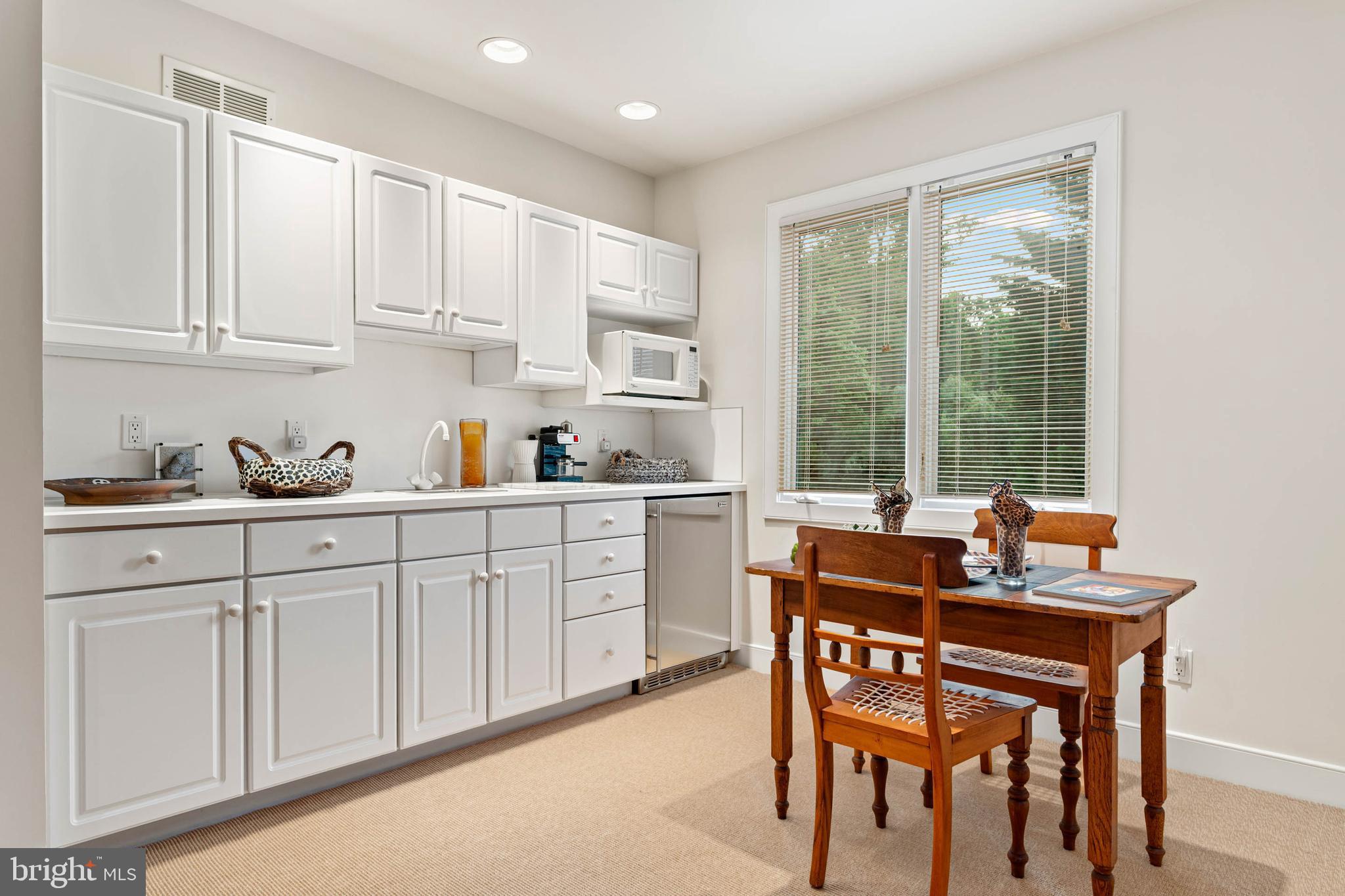 460 King Of Prussia Road Radnor, PA 19087 - Photo 37 of 47 Guest House Kitchenette