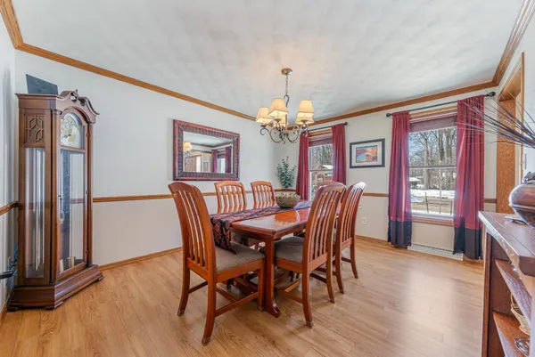 $450,000 | 1734 South Rebecca Lane, Appleton, WI 54915