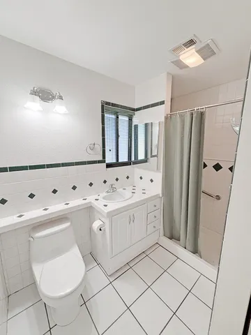 $2,100 | 63 Lakeview Circle, Cathedral City, CA 92234