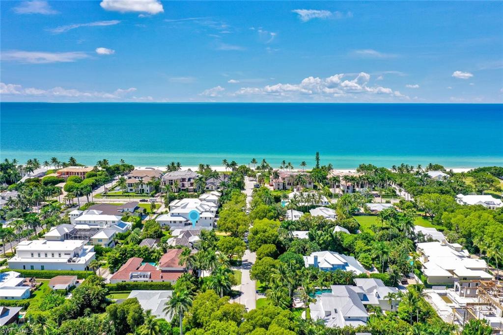 150 1st Avenue North Naples, FL 34102 - Photo 35 of 44 view of a city