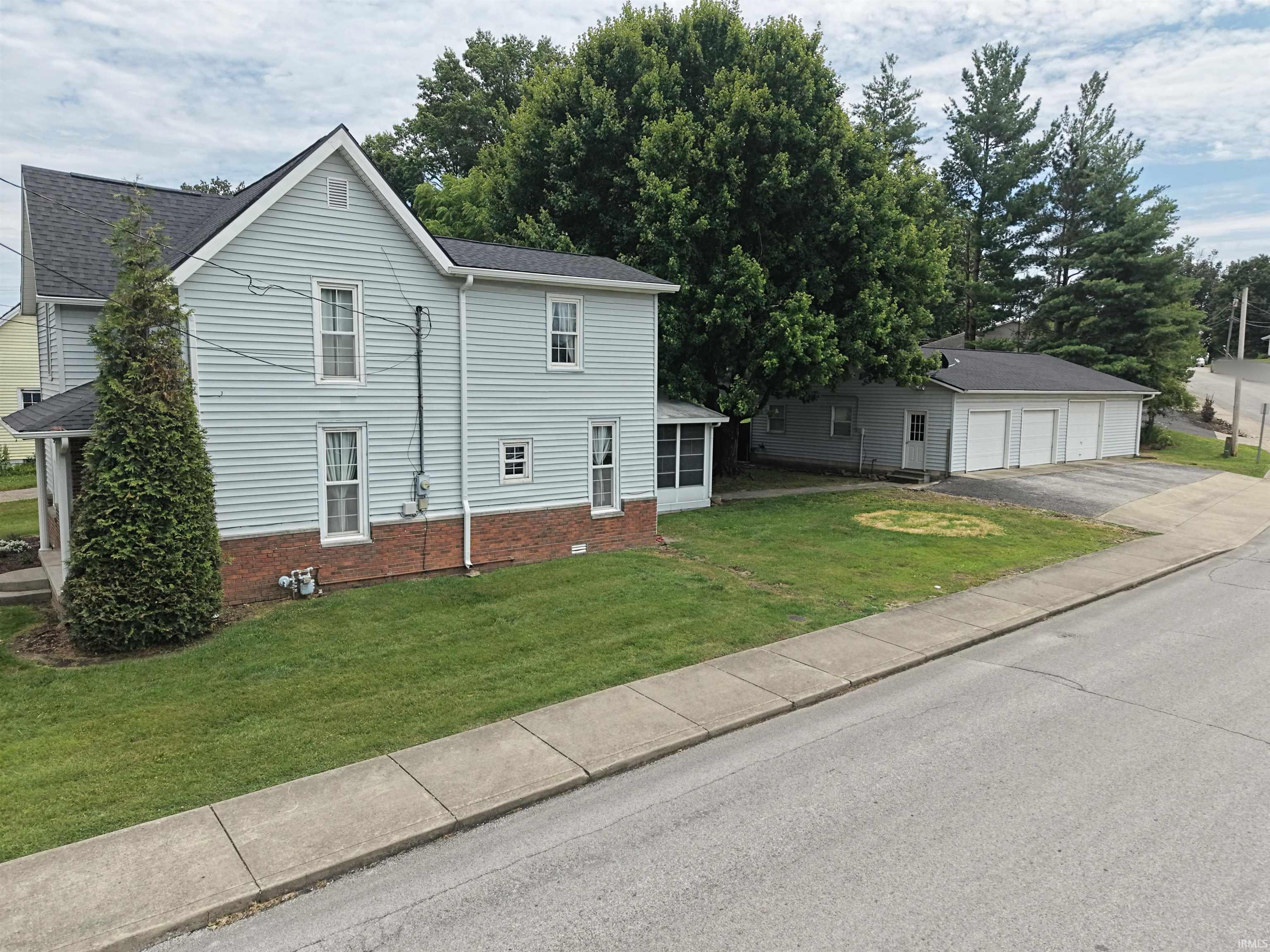 409 Butcher Boulevard Loogootee, IN 47553 - Photo 27 of 30