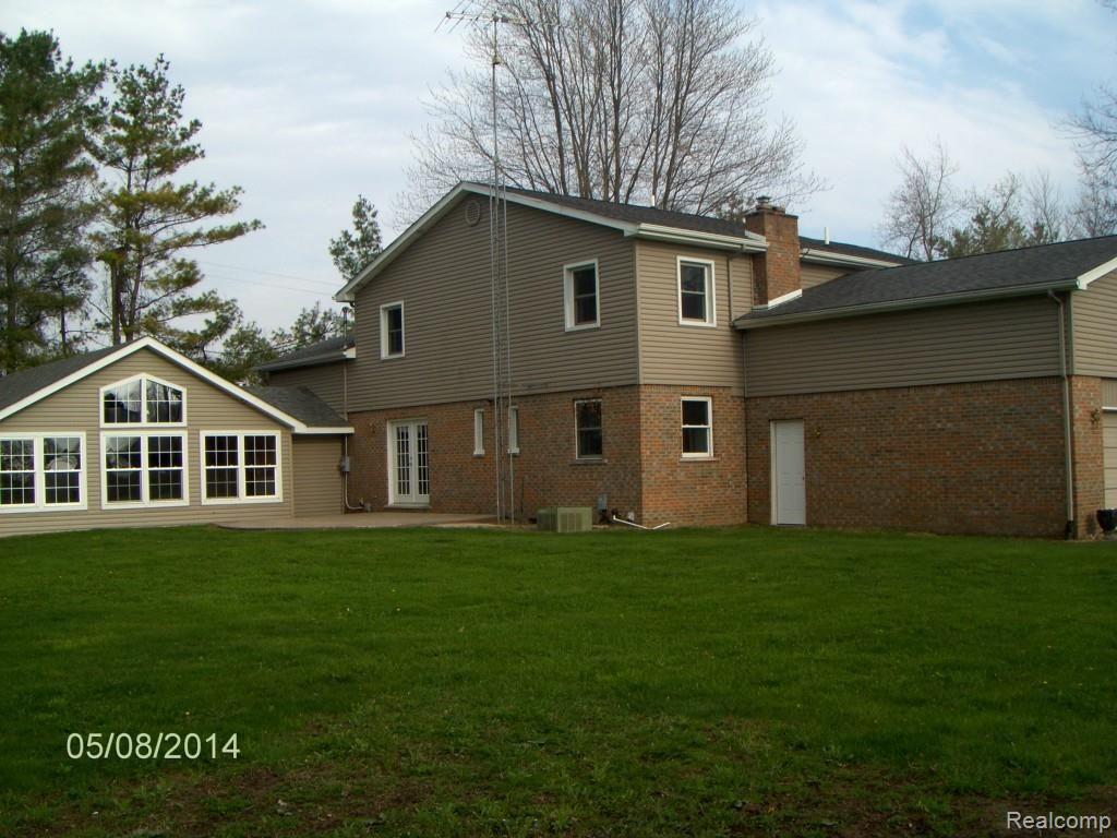 8540 Bryce Road Avoca, MI 48006 - Photo 5 of 21 HPIM9496.jpg