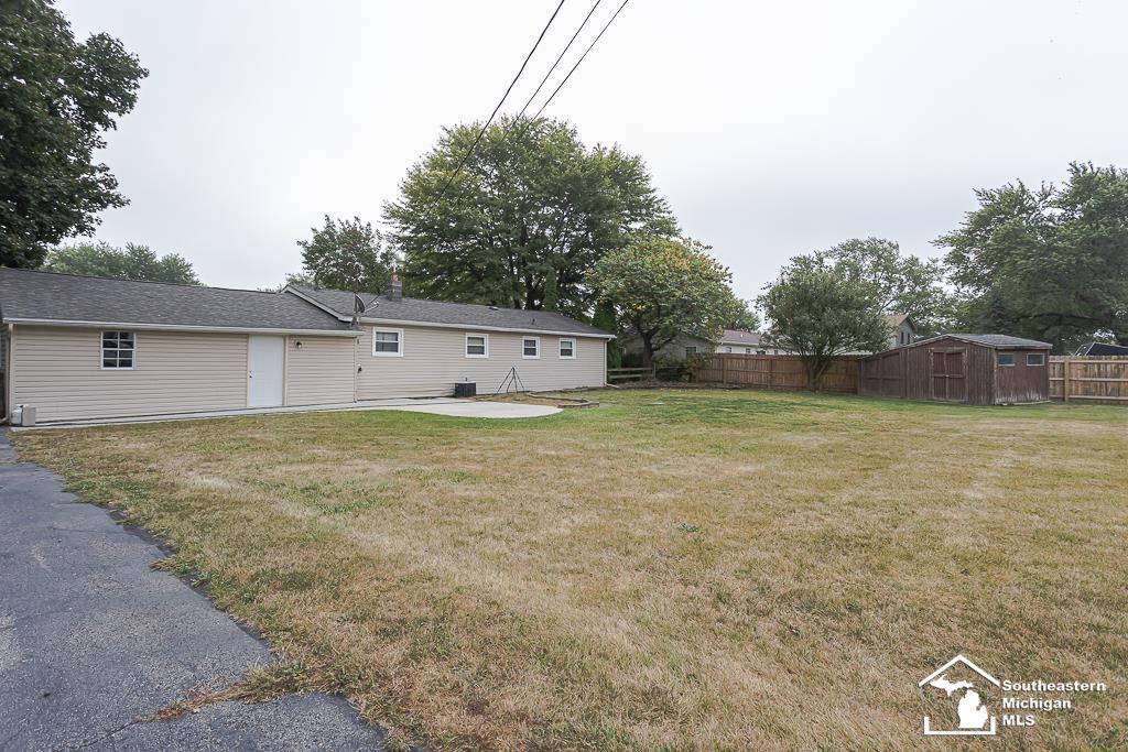 13653 Dunlap Road La Salle, MI 48145 - Photo 6 of 33 50189447-46b875a6-c255-415f-a0e2-ae51755849c1.JPG