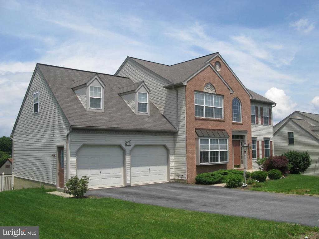 10 Santa Fe Drive Lititz, PA 17543 - Photo 1 of 13
