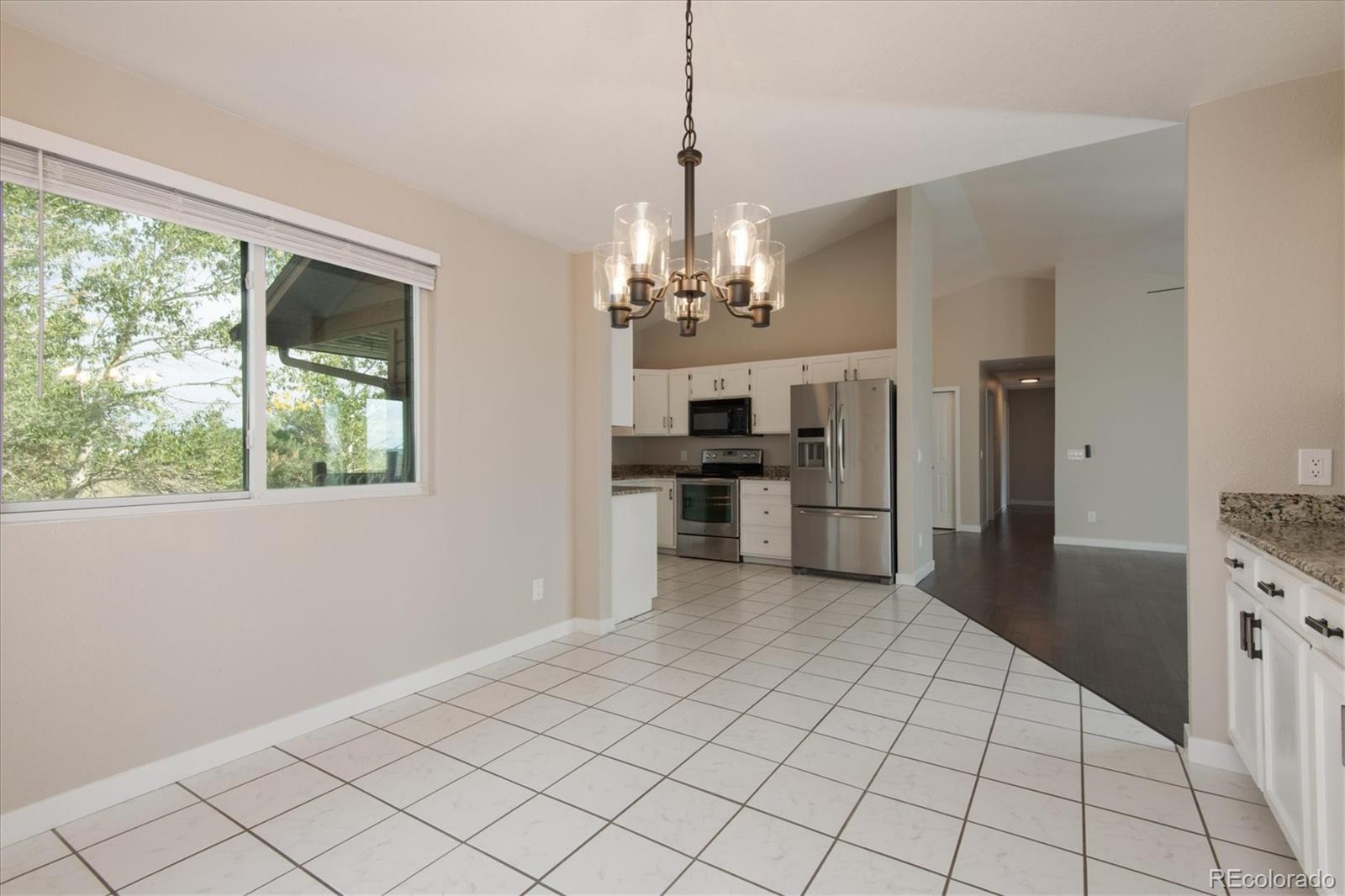 488 Vienna Drive Parker, CO 80138 - Photo 12 of 38