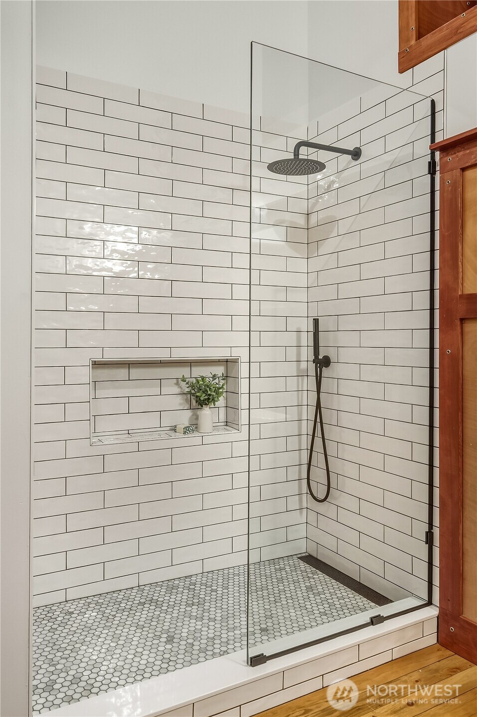 80 South Jackson Street, Unit 407 Seattle, WA 98104 - Photo 26 of 35