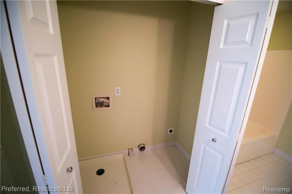 18270 West Eleven Mile Road Southfield, MI 48076 - Photo 38 of 52