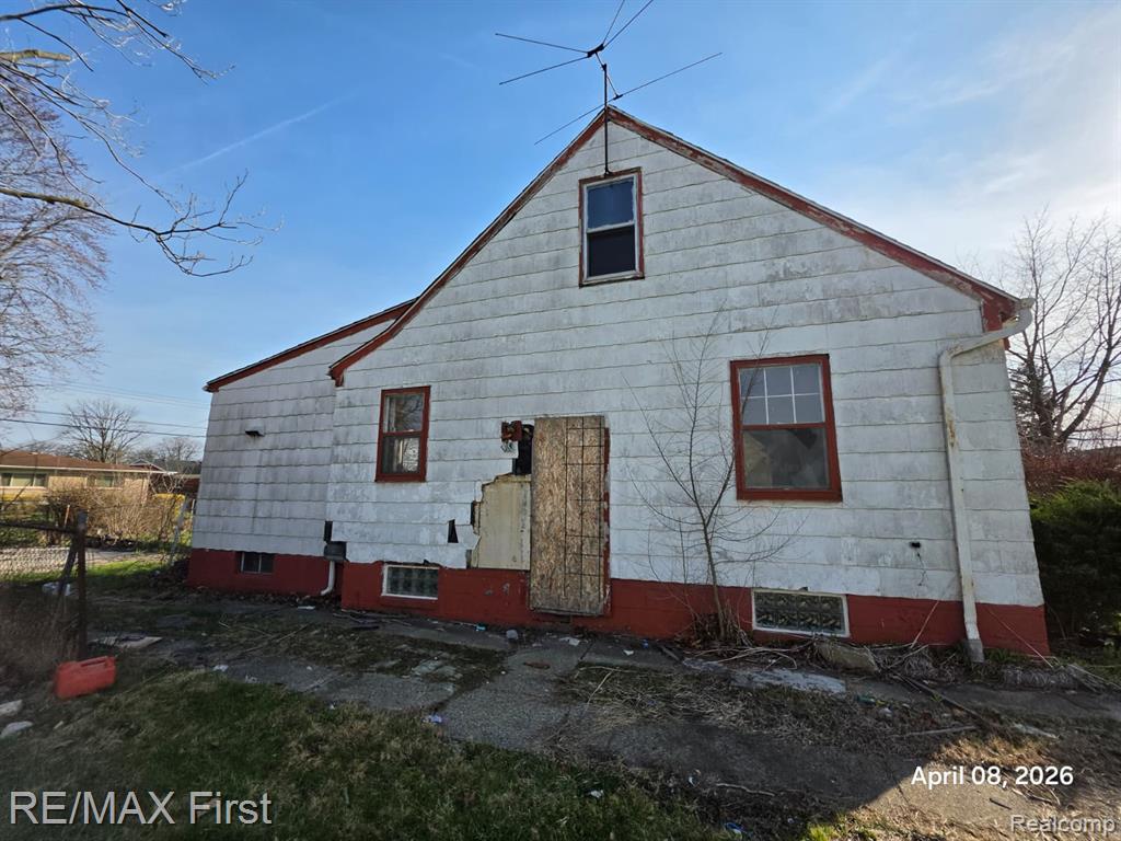 537 Campbell Street River Rouge, MI 48218 - Photo 2 of 14