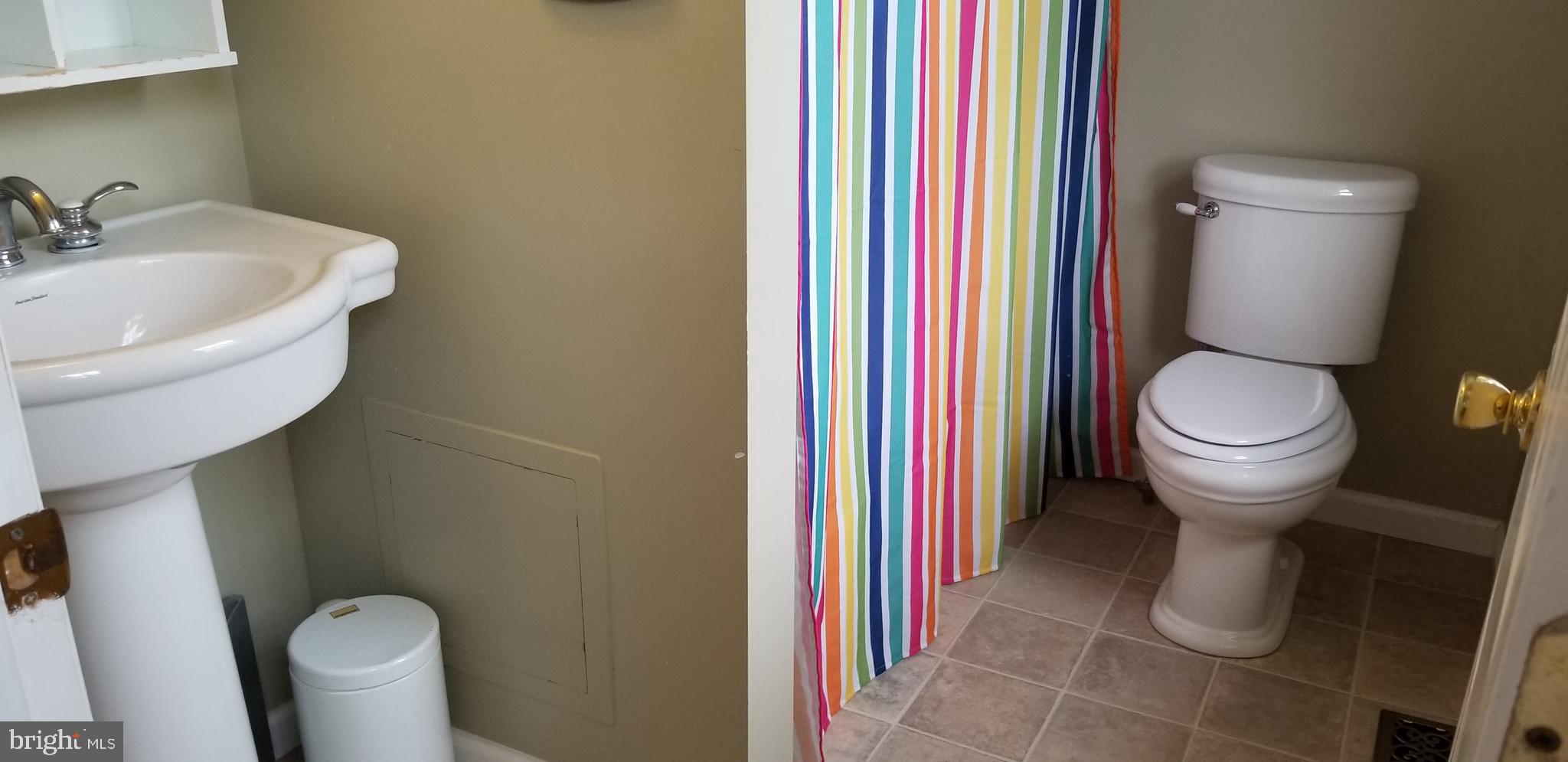 438 Rutts Road Elizabethtown, PA 17022 - Photo 16 of 34 Main Bath with Pedestal Sink