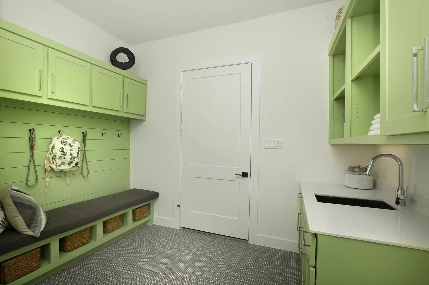 5306 Elegance Court Manvel, TX 77578 - Photo 20 of 23 The Brynlee II Laundry Room