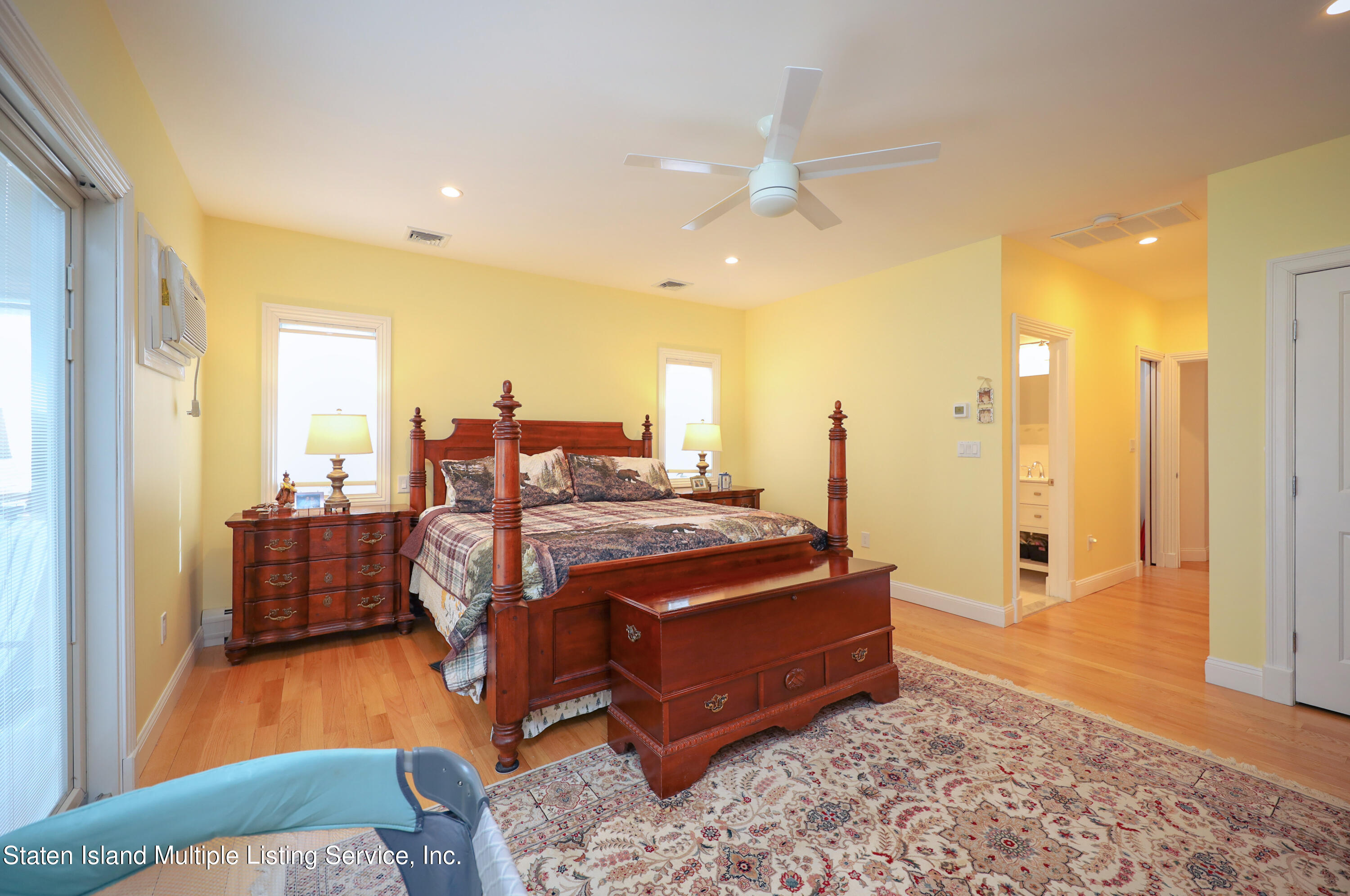 141 Beach Road Staten Island, NY 10312 - Photo 13 of 24 472C20A0-D7B0-4912-8B72-EE0E24F2211F