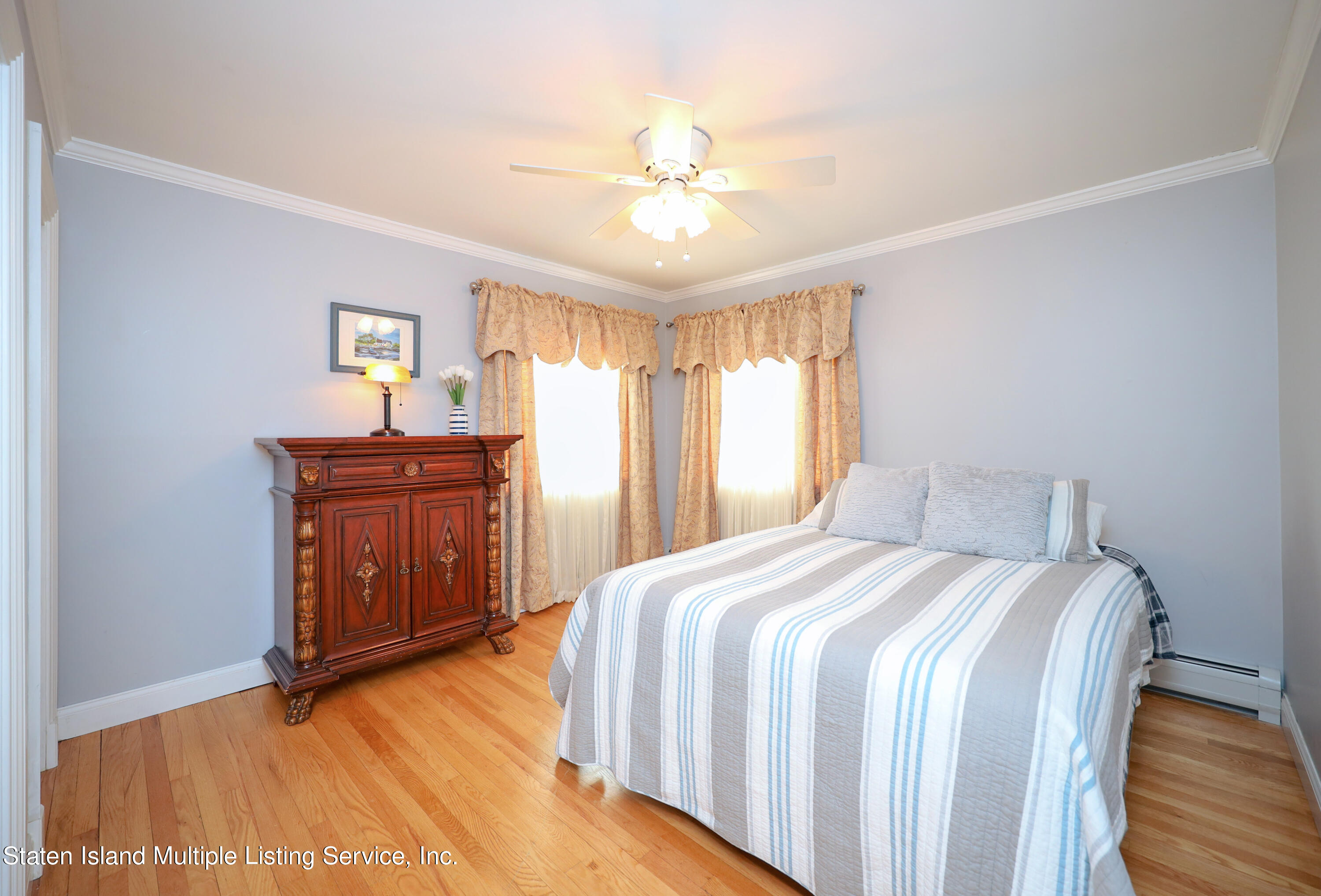 141 Beach Road Staten Island, NY 10312 - Photo 14 of 24 B2C53EDC-EAFD-46C1-8C13-4B8FFE6805F5