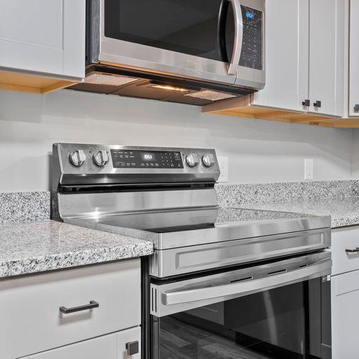 527 Hanson Ridge Road Springvale, ME 04083 - Photo 14 of 57 98SCCnyY