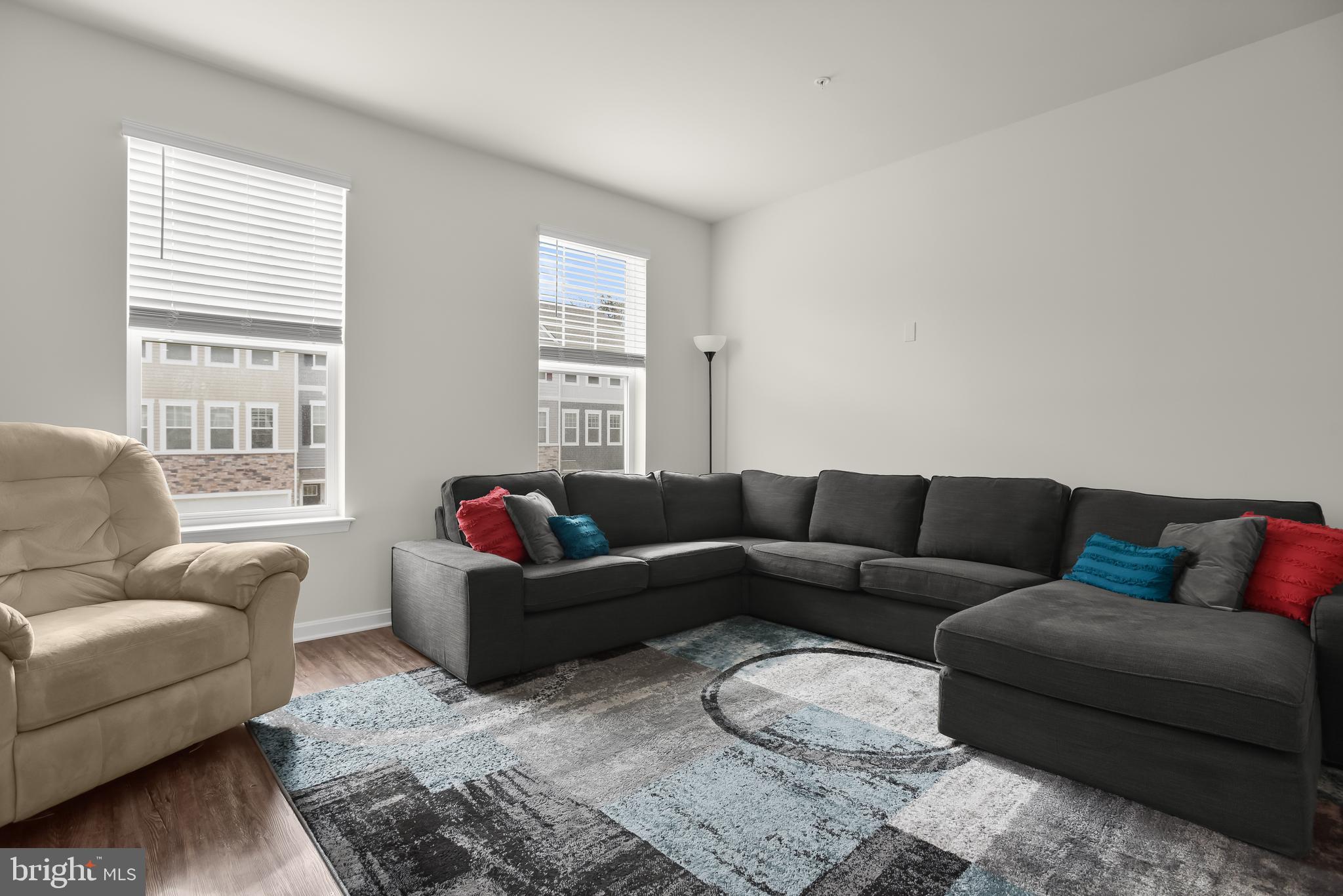 7989 Patterson Way Hanover, MD 21076 - Photo 10 of 44 Living Room