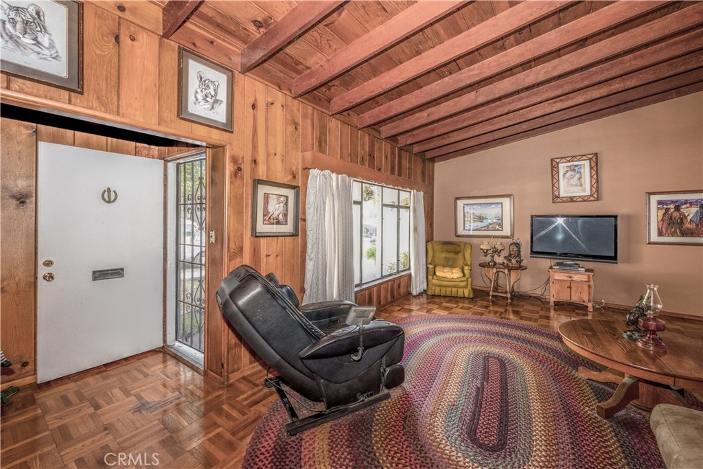 10343 Helendale Avenue Tujunga, CA 91042 - Photo 7 of 30 a living room with furniture