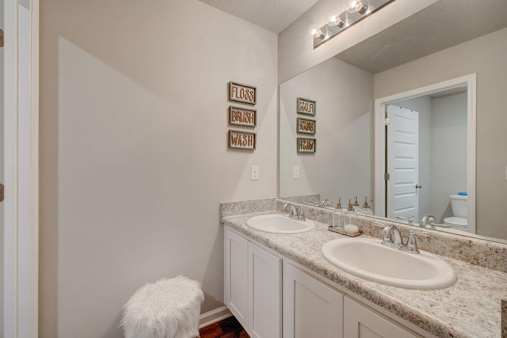 429 This Way Freeport, FL 32439 - Photo 18 of 33