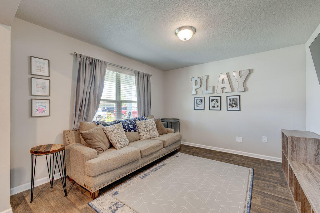 429 This Way Freeport, FL 32439 - Photo 4 of 33