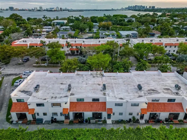 $470,000 | 1609 Northeast 105th Street, Unit 36, Miami Shores, FL 33138