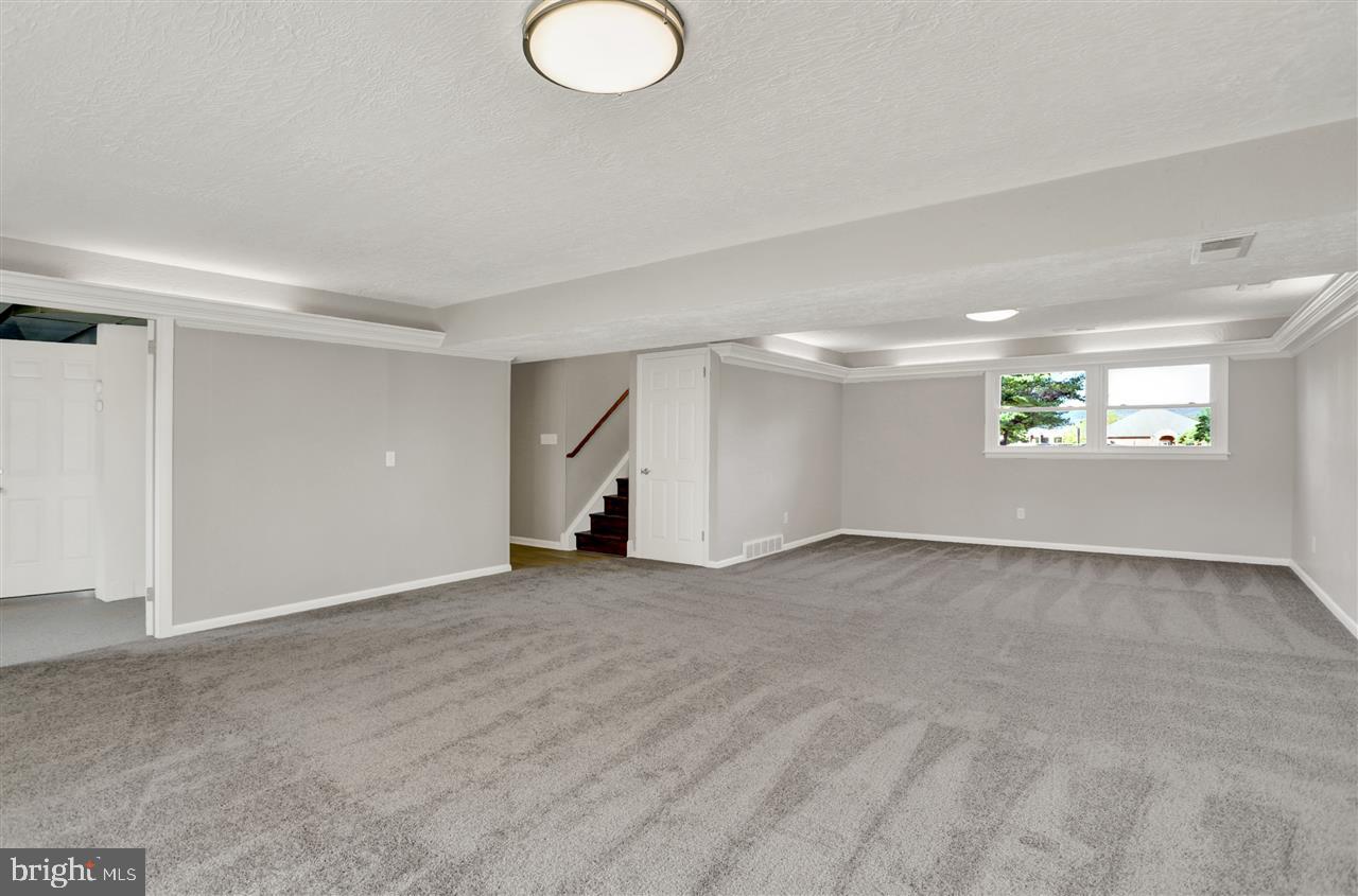 2630 Carnegie Road York, PA 17402 - Photo 23 of 34 Gallery Image 23