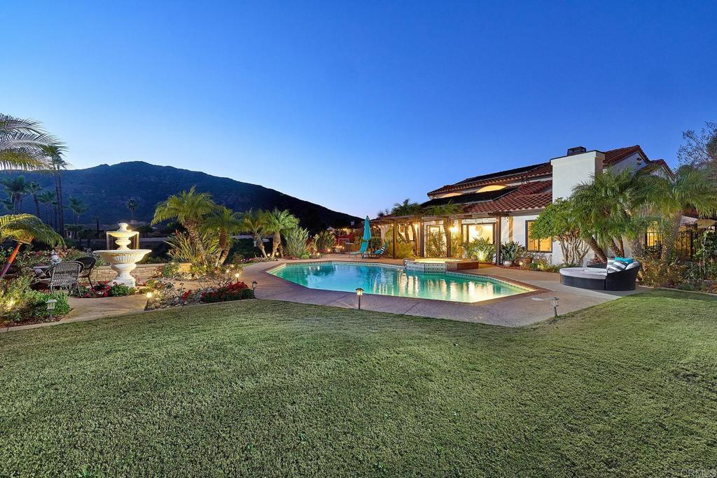 3609 Monte Real Escondido, CA 92029 - Photo 4 of 75