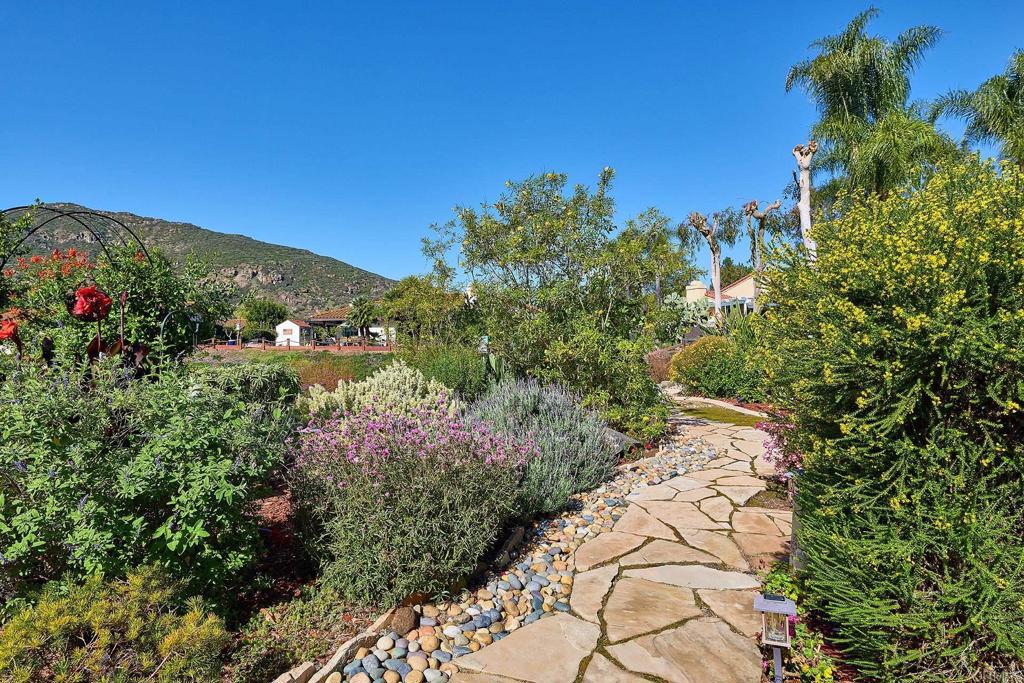 3609 Monte Real Escondido, CA 92029 - Photo 64 of 75